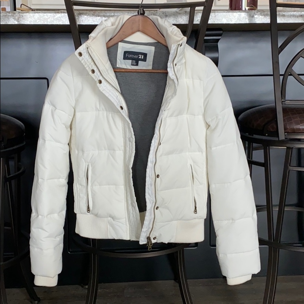 White puffer jacket